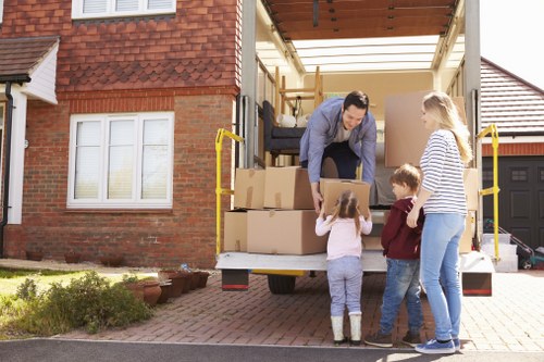 Local man and van Sipson service for home and office moves