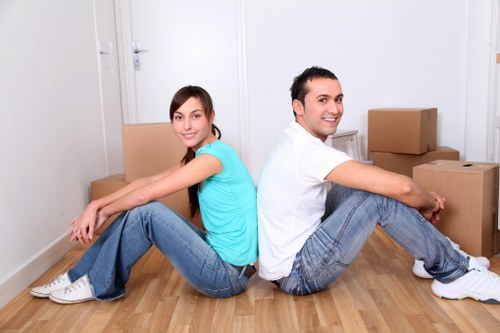 Eco-friendly and organized packing services in Sipson