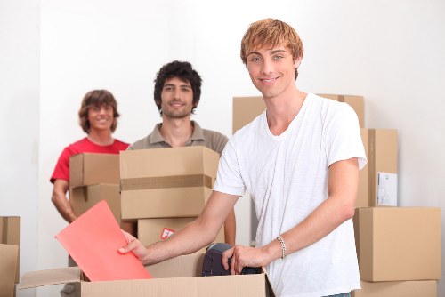 Improving service quality through storage complaints handling